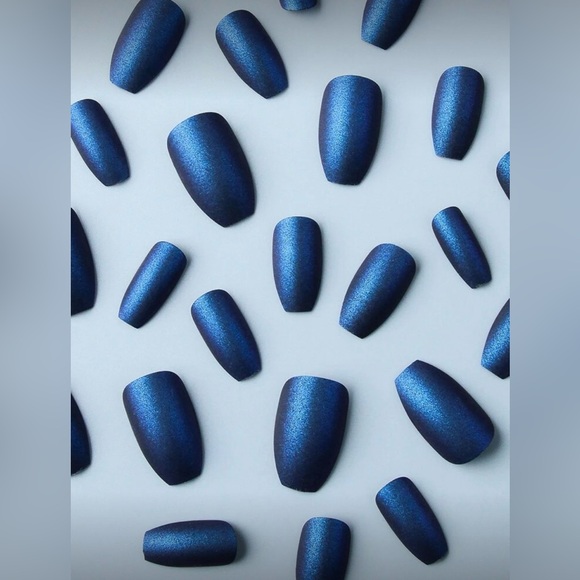 Navy Blue Iridescent Metallic Coffin Nail Kit | 24-Piece Press-On Nails | New - Picture 4 of 9